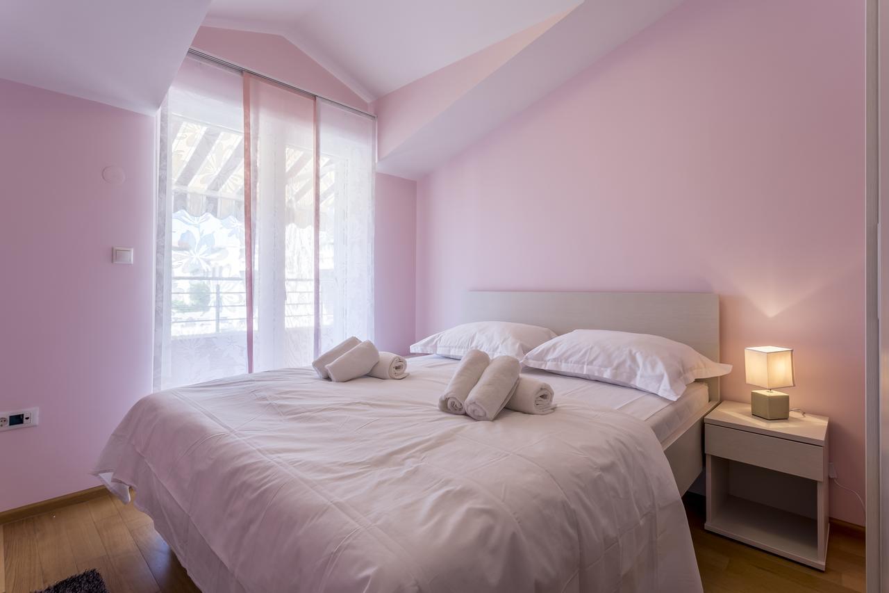 Apartmani Lukic สปลิท ภายนอก รูปภาพ